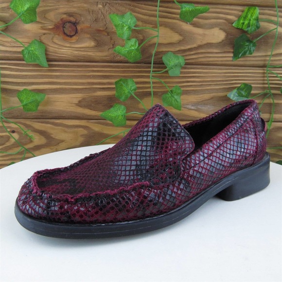 Apostrophe Size 6 Loafer Purple‎ Leather 6 Ratler Slip On Women - Picture 1 of 11